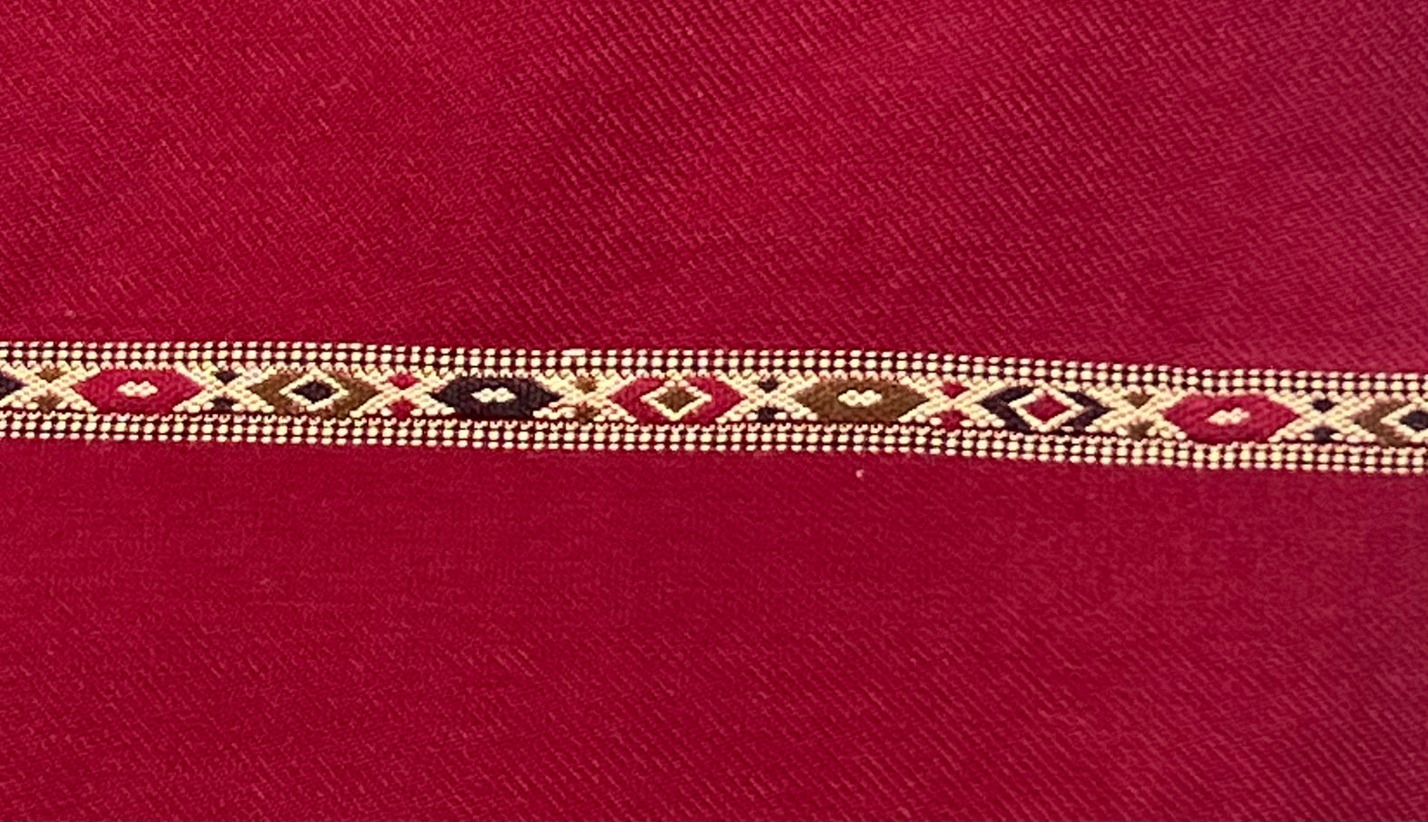 Jranda Mehroon Shawl